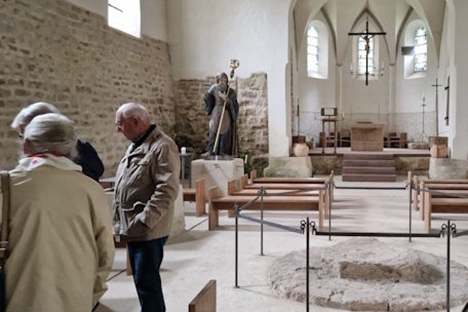 Blick in das Kirchenschiff