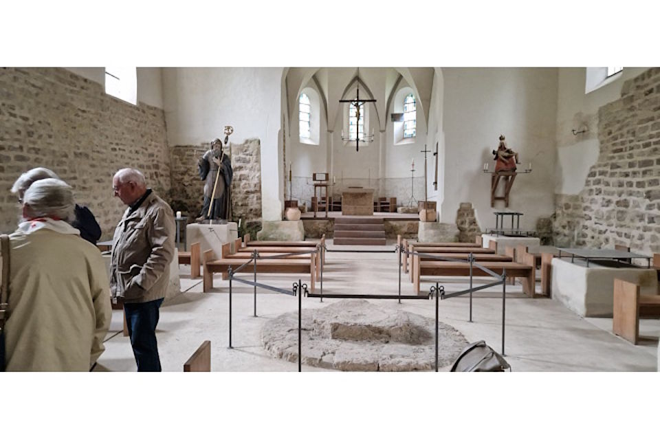 Blick in das Kirchenschiff