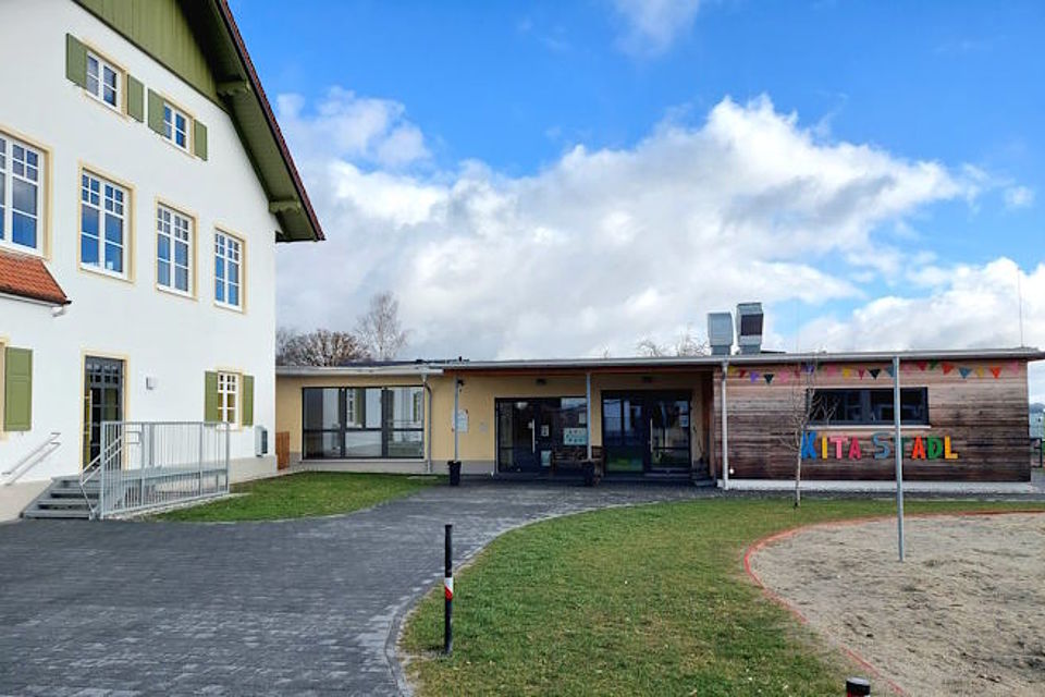 KiTa Ansicht von außen (Eingang)