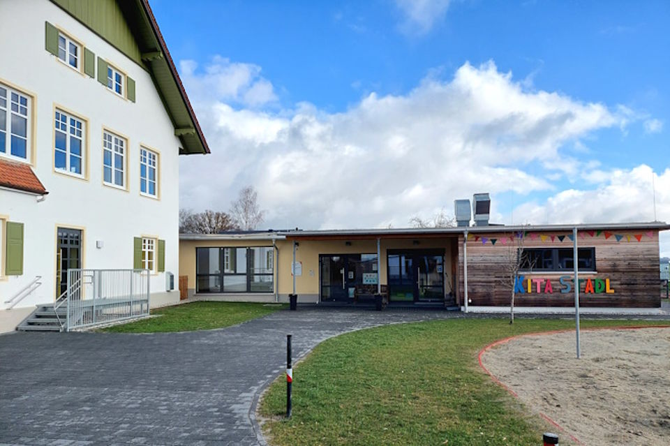 KiTa Ansicht von außen (Eingang)